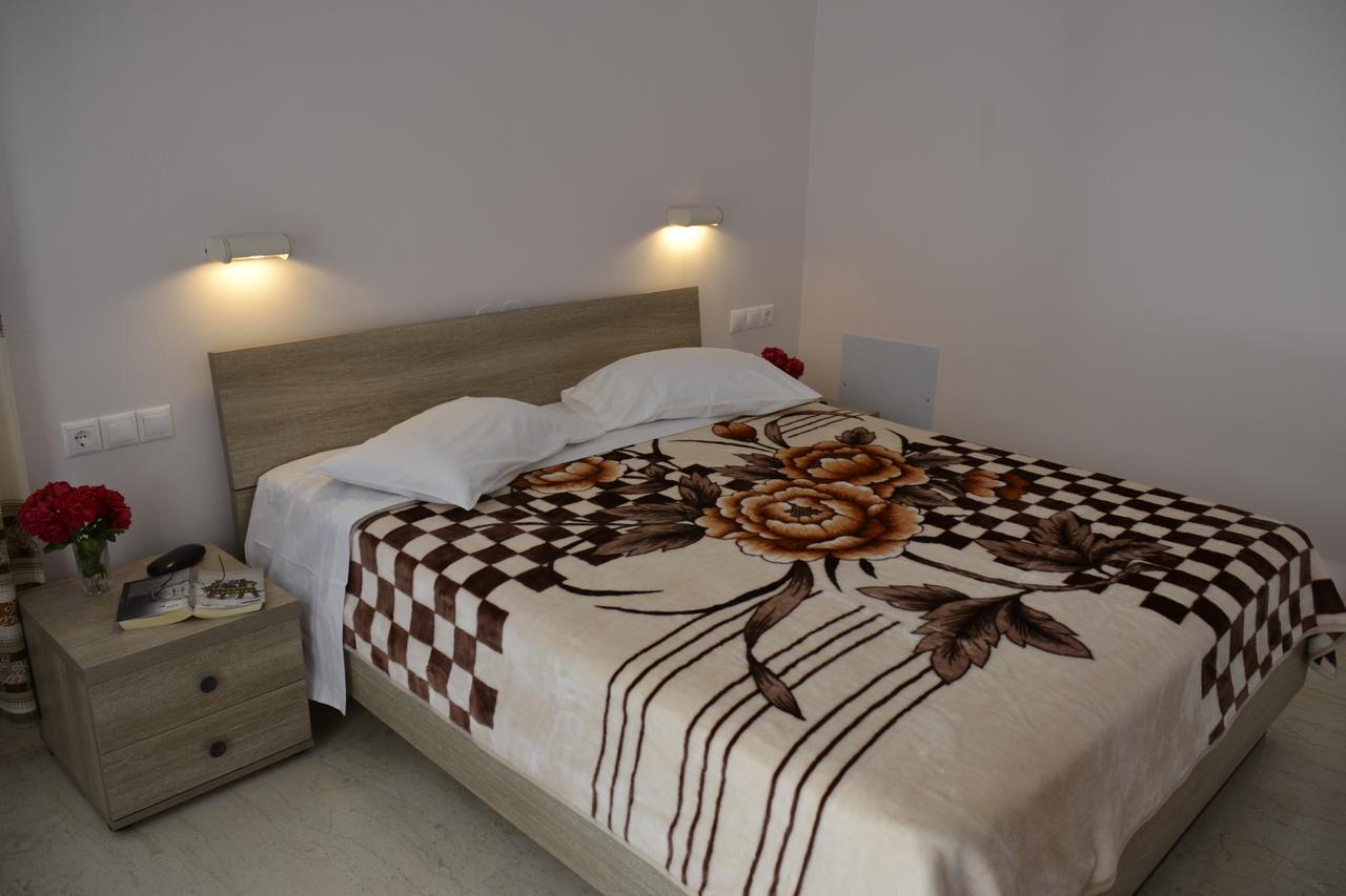 Geroulis Stefanos Studios * Vasiliki (Lefkada)